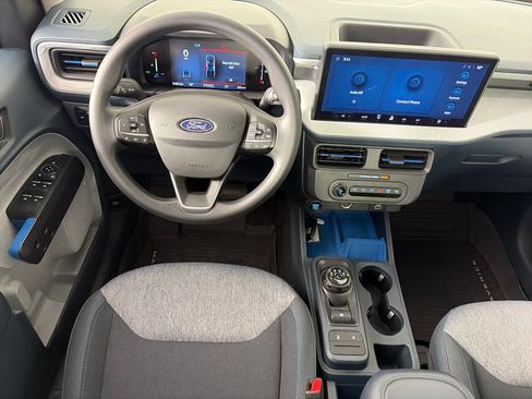 Used 2025 Ford Maverick XLT w/ Equipment Group 302A AWD/4WD image 14