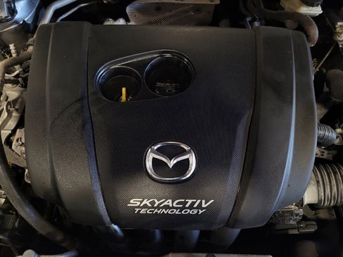 Used 2016 MAZDA MAZDA3 i Sport image 30