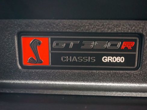 Used 2016 Ford Mustang Shelby GT350R w/ GT350R Equipment Group 920A RWD image 43