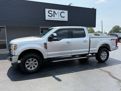 Used 2019 Ford F250 Lariat w/ Chrome Package AWD/4WD image 12