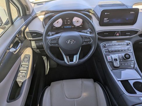 Used 2021 Hyundai Santa Fe Limited image 17