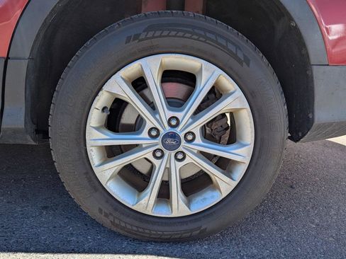 Used 2017 Ford Escape SE w/ SE Leather Comfort Package AWD/4WD image 23