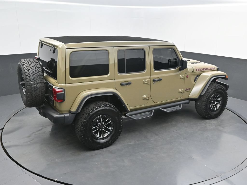 Used 2025 Jeep Wrangler Unlimited Rubicon AWD/4WD image 41