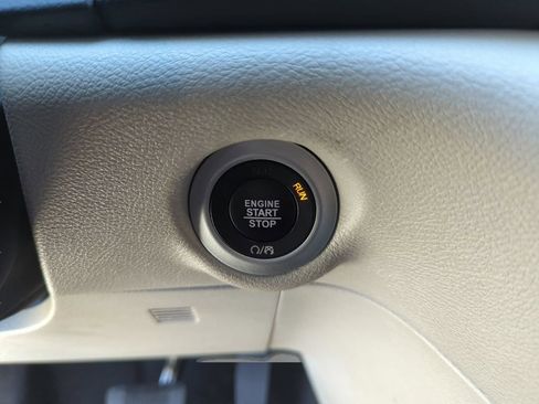 Used 2024 Chrysler Voyager LX FWD image 41