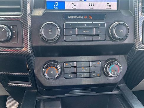 Used 2019 Ford F150 XL w/ Equipment Group 101A Mid AWD/4WD image 16