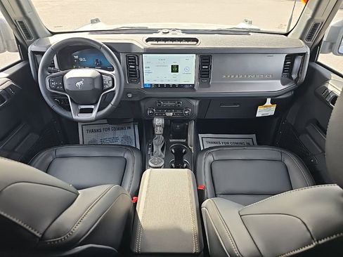 New 2025 Ford Bronco Badlands image 23