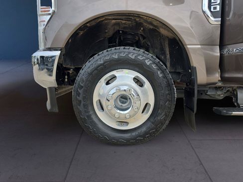 Used 2022 Ford F350 King Ranch w/ King Ranch Ultimate Package AWD/4WD image 14
