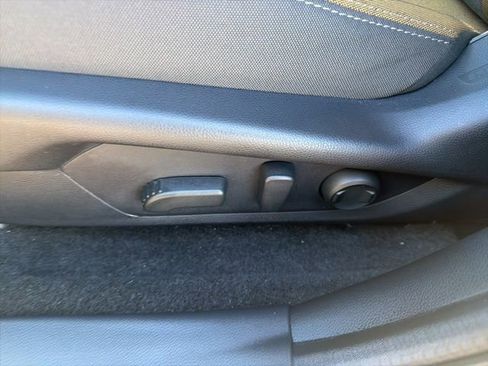 Used 2025 Subaru Crosstrek 2.5i Sport image 21