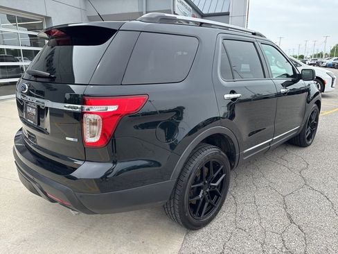 Used 2014 Ford Explorer Limited w/ Equipment Group 301A AWD/4WD image 5