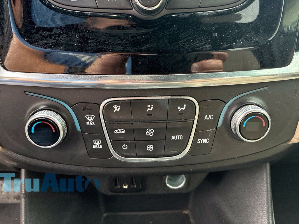 Used 2024 Chevrolet Traverse LS w/ Safety Package FWD image 34
