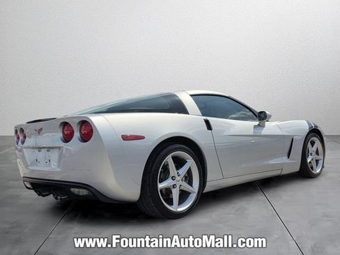 Used 2011 Chevrolet Corvette Coupe w/ Battery Protection Package RWD image 4