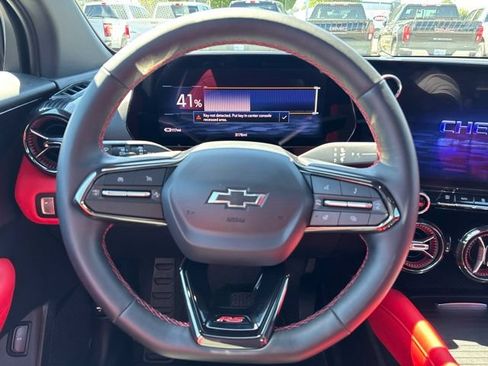Used 2026 Chevrolet Blazer EV RS AWD/4WD image 17