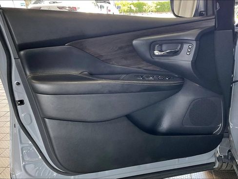 Used 2020 Nissan Murano Platinum AWD/4WD image 2