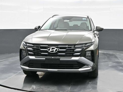 Certified 2025 Hyundai Tucson SEL image 3