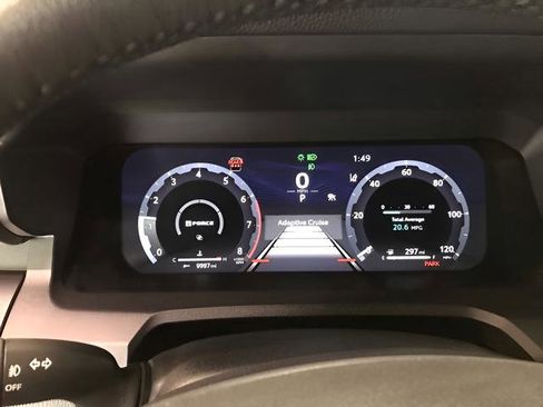 Certified 2025 Toyota 4Runner TRD Off-Road AWD/4WD image 15
