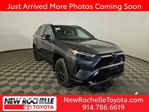 Used 2024 Toyota RAV4 XSE w/ Weather Package AWD/4WD image 1