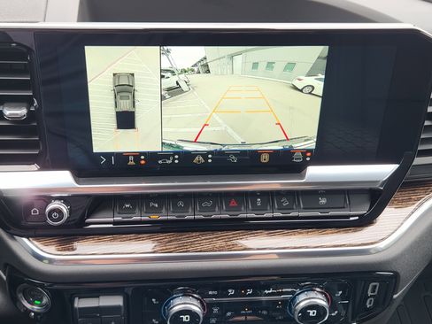 Used 2024 GMC Sierra 1500 Elevation w/ Elevation Premium Package image 19