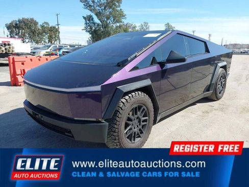 Used 2024 Tesla Cybertruck AWD Crew Cab image 3