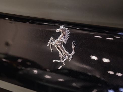 Used 2019 Ferrari Portofino RWD image 54