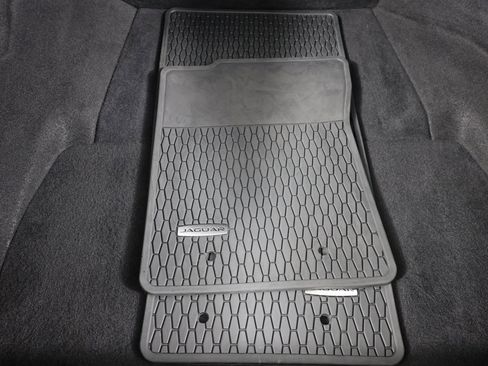 Used 2022 Jaguar F-TYPE R-Dynamic image 43