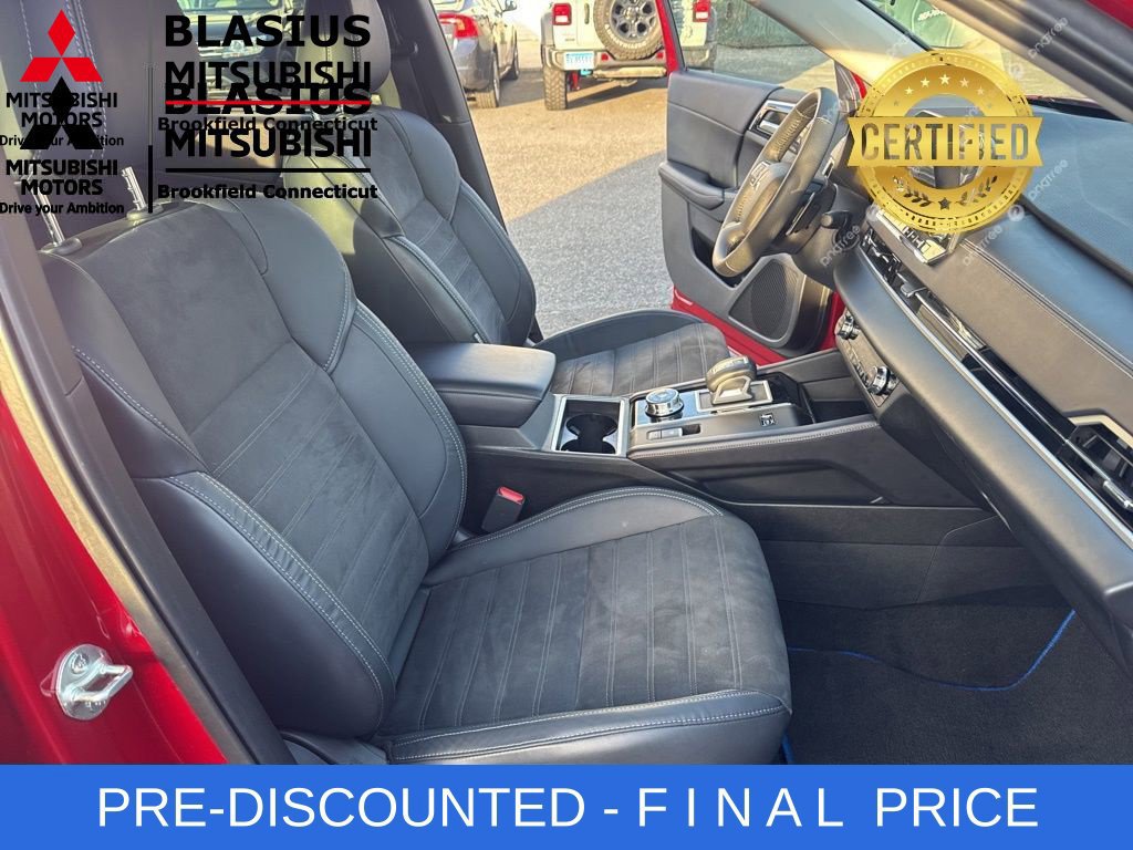 Used 2023 Mitsubishi Outlander 4WD Plug-In Hybrid image 34