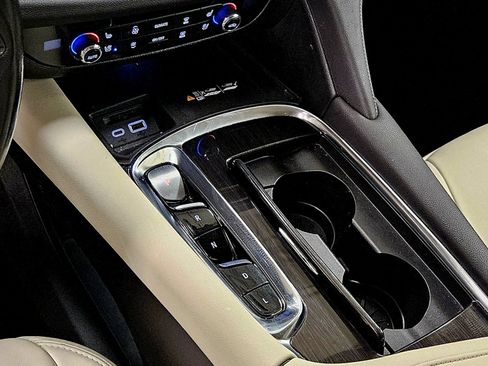 Used 2022 Buick Enclave Premium w/ Experience Buick Package image 46