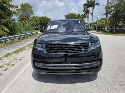 Certified 2023 Land Rover Range Rover SE image 8