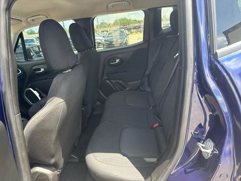 Used 2019 Jeep Renegade Sport w/ Sport Appearance Group FWD image 13
