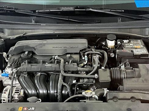 Used 2025 Kia K4 LXS image 31