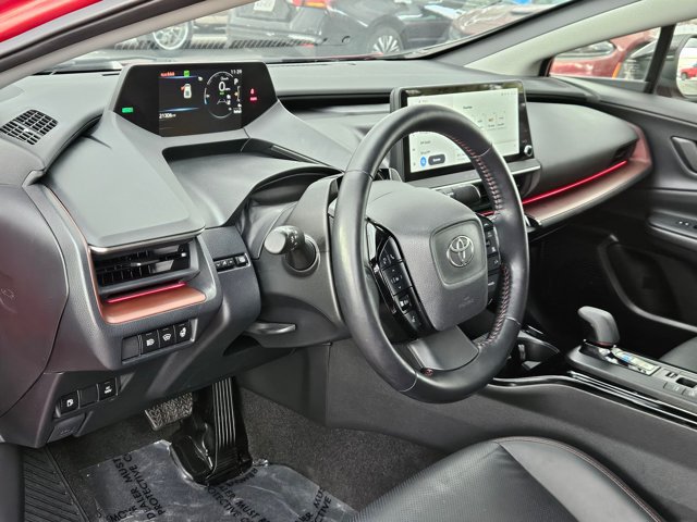 Used 2024 Toyota Prius Prime FWD image 10