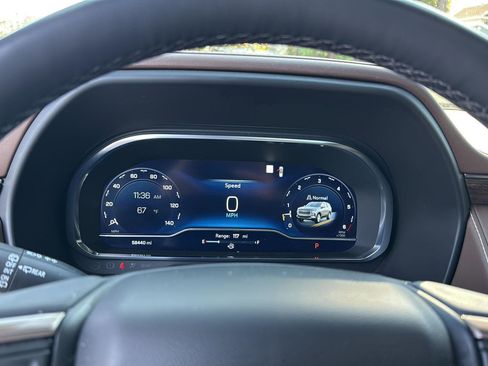 Used 2023 Chevrolet Tahoe High Country image 20