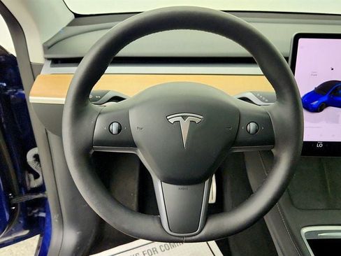 Used 2023 Tesla Model Y Performance AWD/4WD image 14