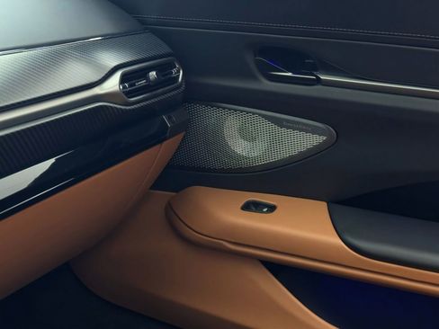 New 2026 Aston Martin V8 Vantage Roadster RWD image 29