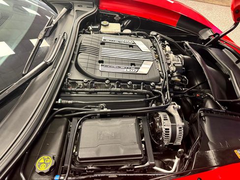 Used 2016 Chevrolet Corvette Z06 w/ 3LZ Preferred Equipment Group image 21