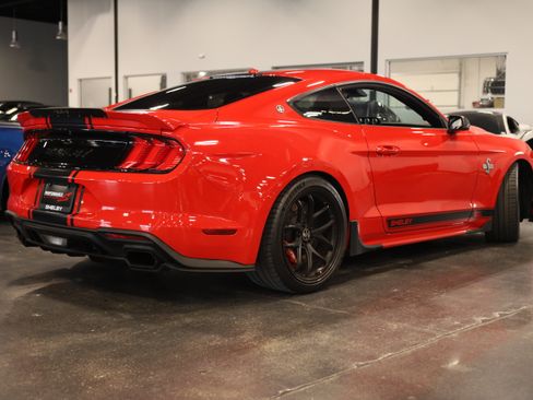 Used 2020 Ford Mustang GT Premium w/ GT Performance Package RWD image 6