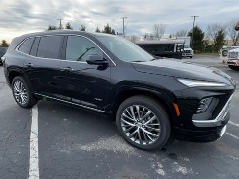 New 2025 Buick Enclave Avenir w/ Super Cruise Package image 3