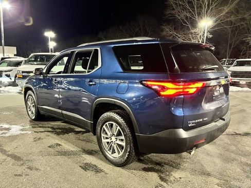 Used 2023 Chevrolet Traverse LT image 9