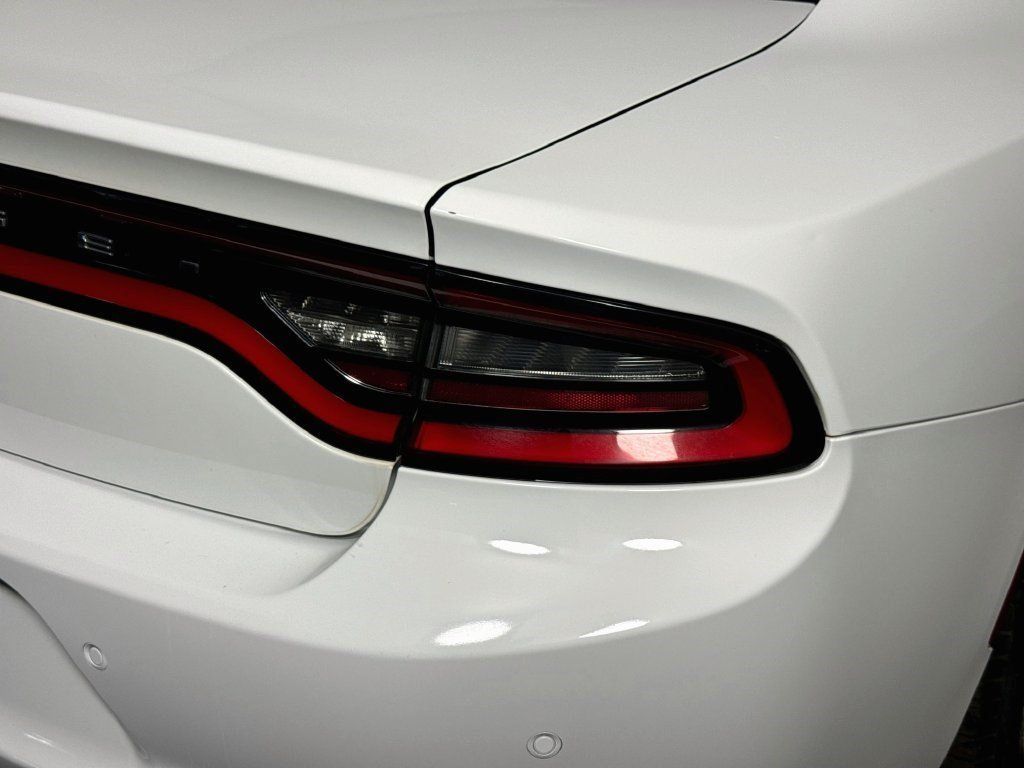 Used 2022 Dodge Charger SXT RWD image 33