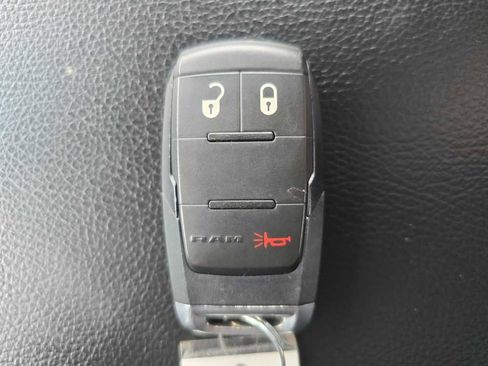 Used 2024 RAM 3500 Big Horn image 23