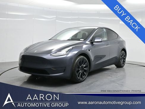 Used 2023 Tesla Model Y Long Range image 1