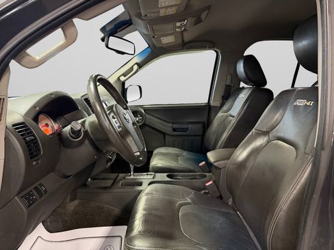 Used 2015 Nissan Xterra PRO-4X w/ Pro-4x Leather Package AWD/4WD image 14