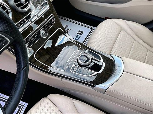 Used 2018 Mercedes-Benz C 300 Sedan w/ Premium Package image 14