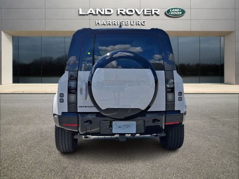 New 2026 Land Rover Defender 110 X-Dynamic SE AWD/4WD image 5