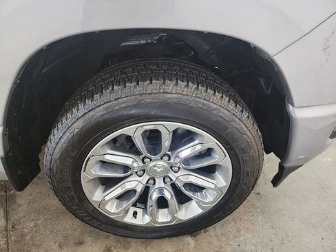 Used 2023 RAM 1500 Laramie AWD/4WD image 39
