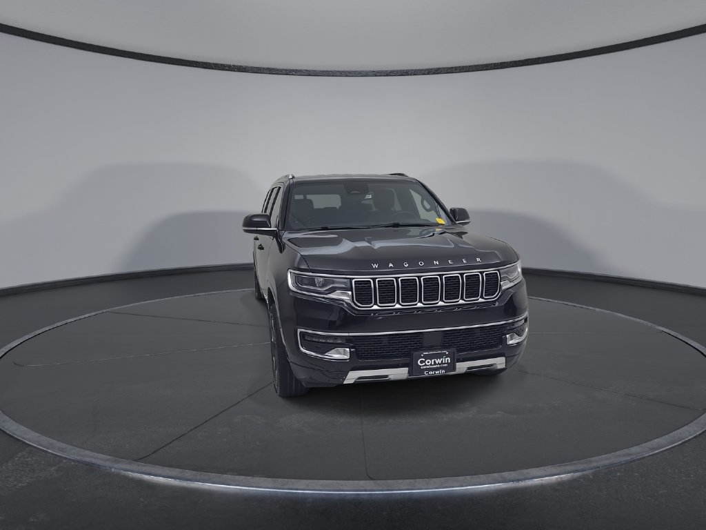 Certified 2024 Jeep Wagoneer L Series III AWD/4WD image 5