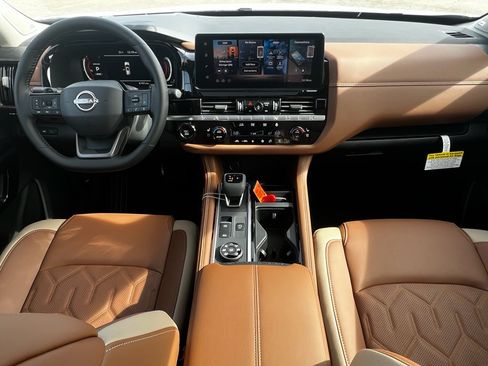 New 2026 Nissan Pathfinder Platinum w/ Cargo Package AWD/4WD image 13
