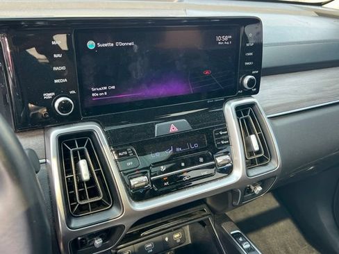 Certified 2022 Kia Sorento X-Line EX AWD/4WD image 17