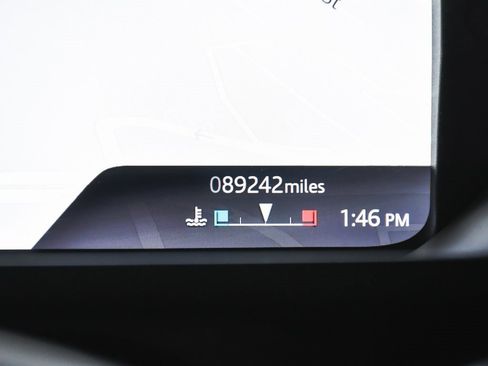 Used 2021 Land Rover Defender 110 X-Dynamic SE image 20