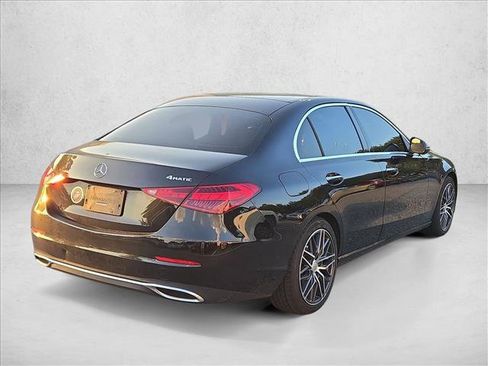Used 2023 Mercedes-Benz C 300 4MATIC Sedan image 5
