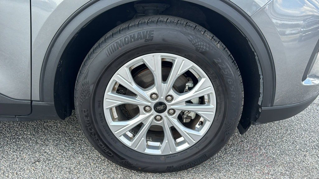 Used 2025 Ford Escape Active FWD image 9
